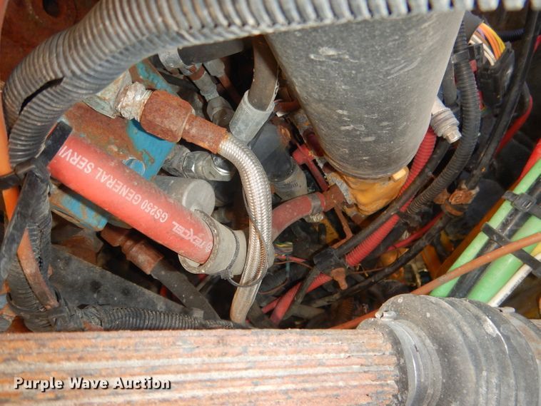 image for item HU9256 2006 Sterling LT7500  dump truck