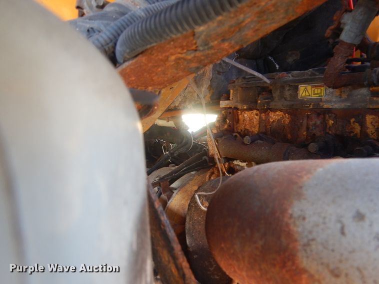 image for item HU9256 2006 Sterling LT7500  dump truck