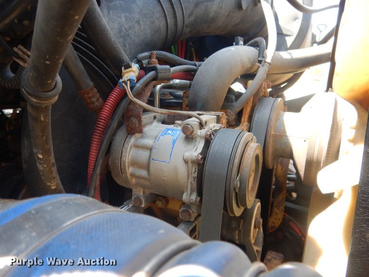 image for item HU9256 2006 Sterling LT7500  dump truck