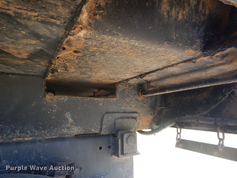 image for item HU9256 2006 Sterling LT7500  dump truck