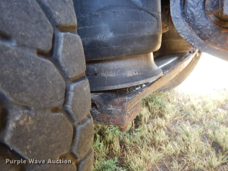 image for item HU9256 2006 Sterling LT7500  dump truck