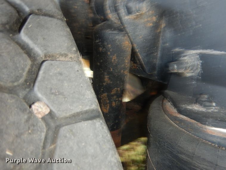 image for item HU9256 2006 Sterling LT7500  dump truck