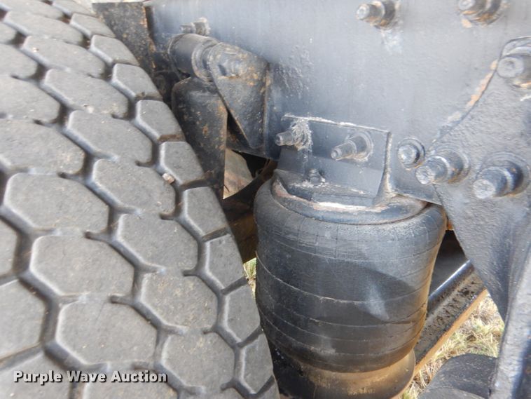 image for item HU9256 2006 Sterling LT7500  dump truck