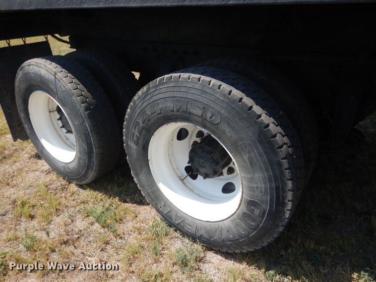 image for item HU9256 2006 Sterling LT7500  dump truck