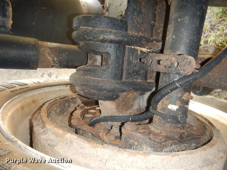 image for item HU9256 2006 Sterling LT7500  dump truck