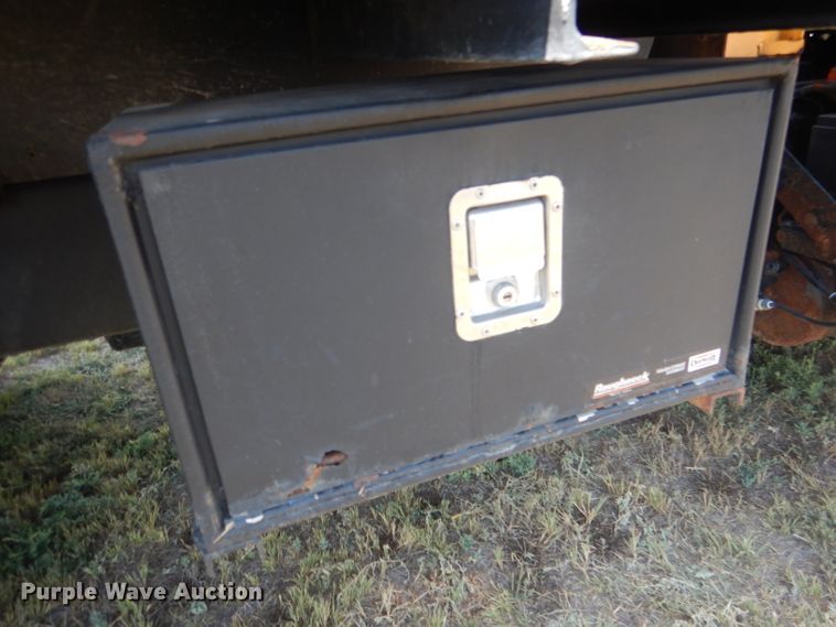 image for item HU9256 2006 Sterling LT7500  dump truck