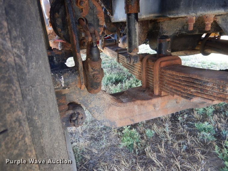 image for item HU9256 2006 Sterling LT7500  dump truck