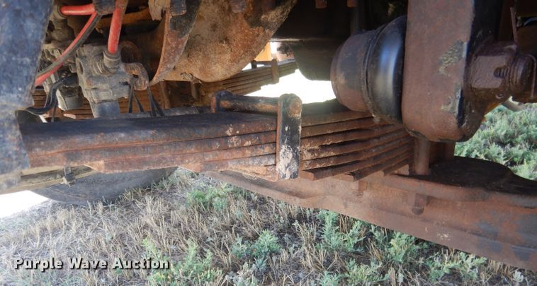 image for item HU9256 2006 Sterling LT7500  dump truck