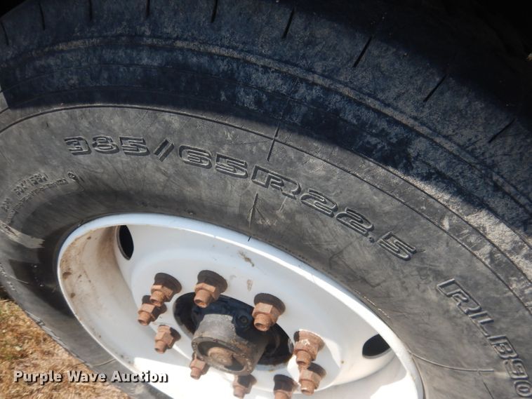 image for item HU9256 2006 Sterling LT7500  dump truck