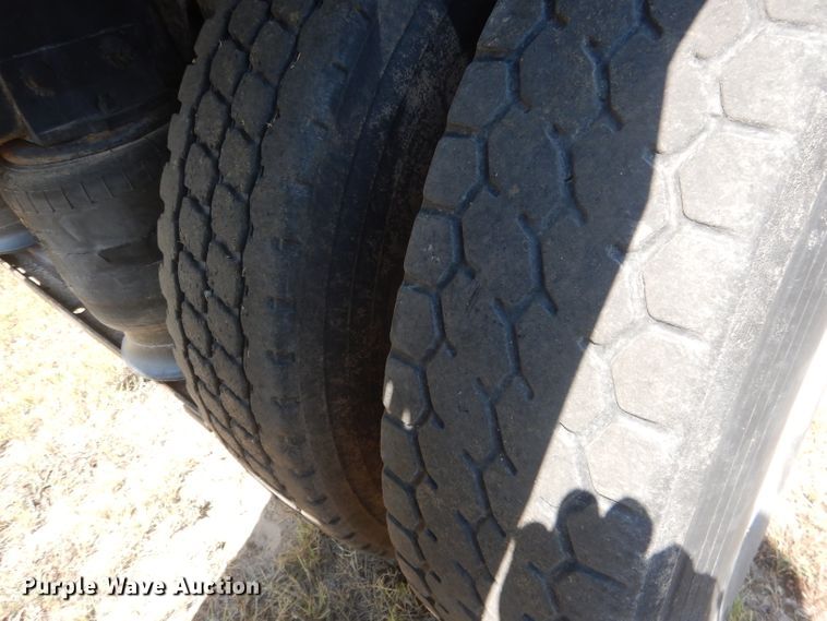 image for item HU9256 2006 Sterling LT7500  dump truck