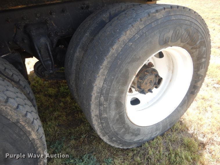 image for item HU9256 2006 Sterling LT7500  dump truck