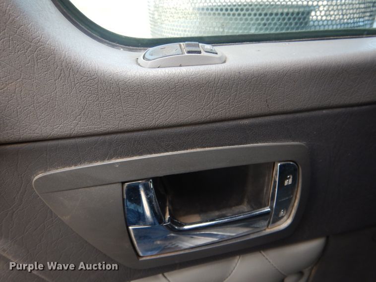 image for item HU9258 2007 Kenworth W900  semi truck