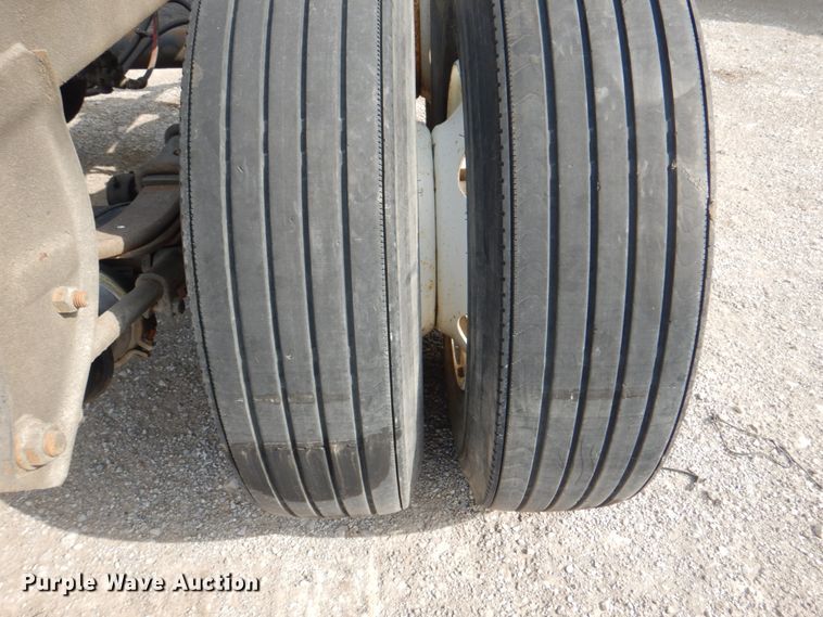 image for item IL9412 2006 Wabash  dry van trailer