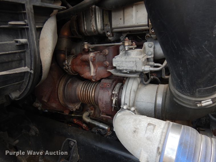 image for item IL9945 2011 Freightliner Cascadia 125  semi truck