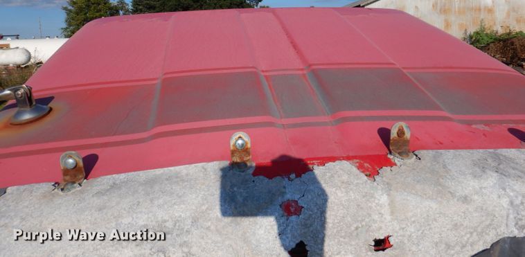 image for item IN9848 (3) International truck hoods