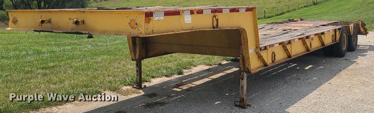 image for item IU9328 1967 Load King 252LR  drop deck equipment trailer