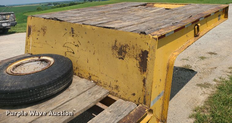 image for item IU9328 1967 Load King 252LR  drop deck equipment trailer