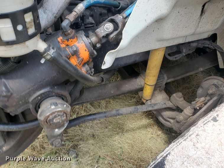 image for item IX9960 2007 International 8600  semi truck