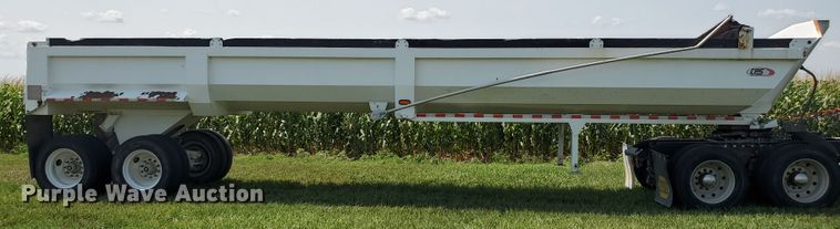 image for item IX9978 2016 Manac 46238AA00  end dump trailer