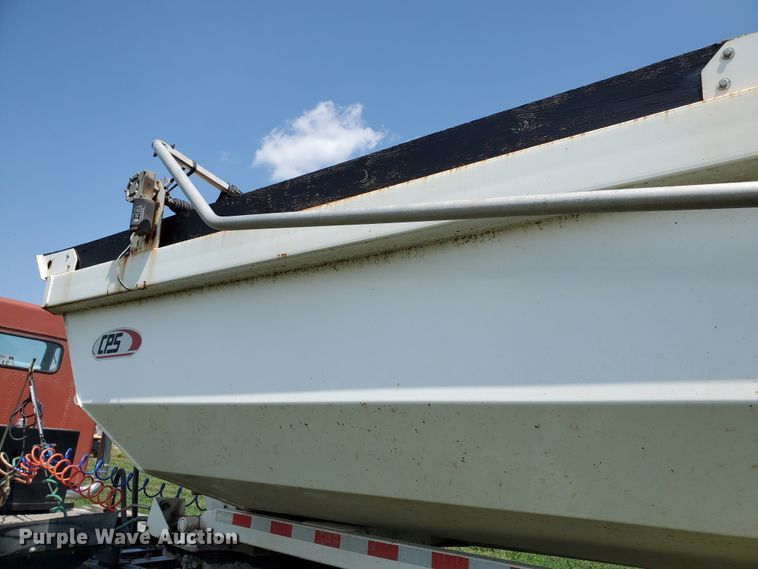 image for item IX9978 2016 Manac 46238AA00  end dump trailer