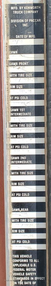 image for item IX9979 1990 Kenworth T800  semi truck