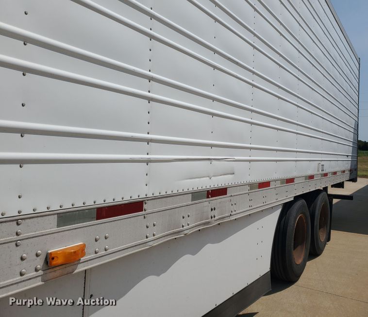 image for item JM9522 2008 Utility  refrigerated van trailer