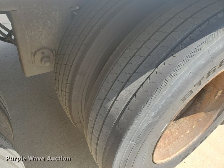 image for item JM9522 2008 Utility  refrigerated van trailer