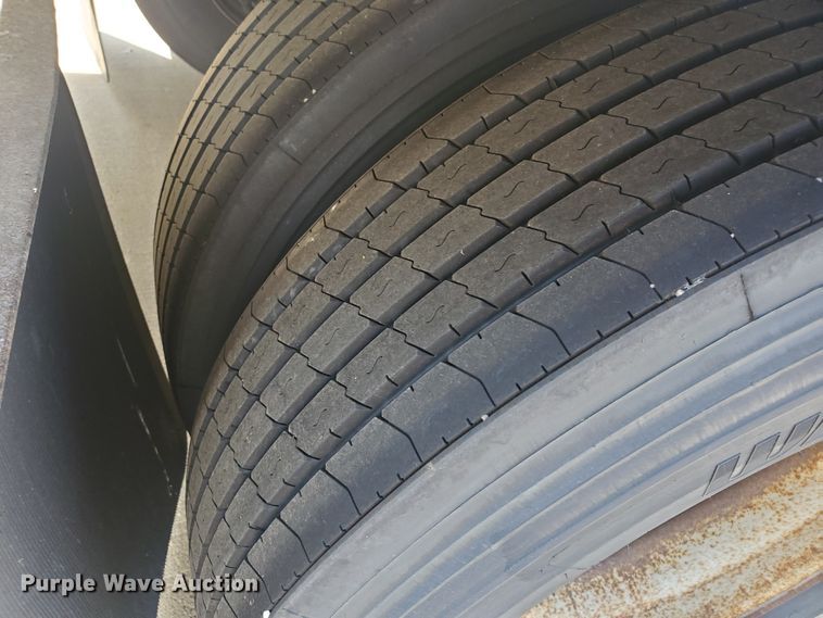 image for item JM9522 2008 Utility  refrigerated van trailer