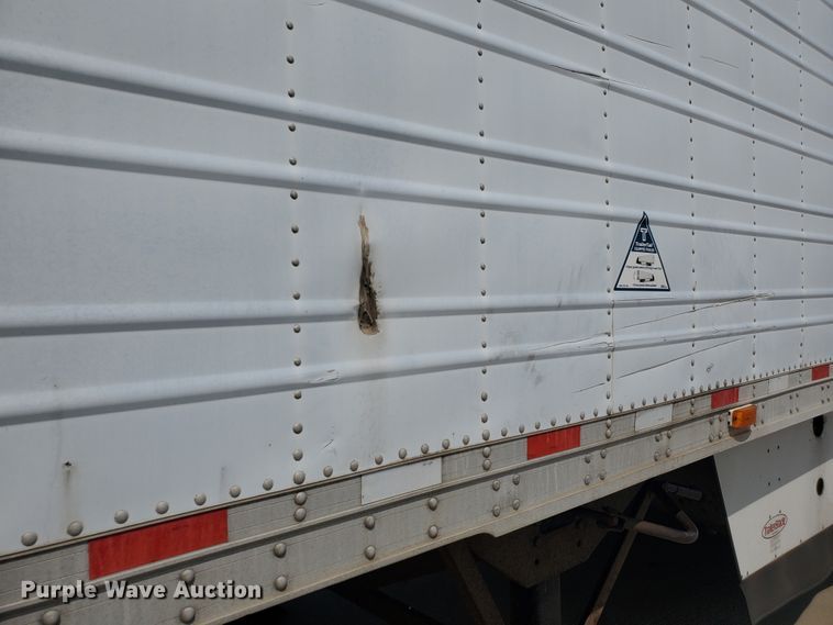 image for item JM9527 2003 Great Dane  refrigerated van trailer