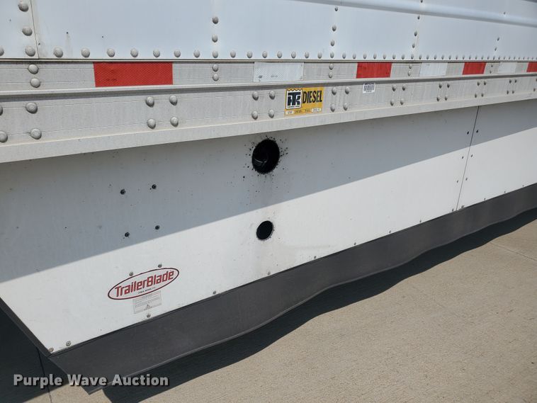 image for item JM9527 2003 Great Dane  refrigerated van trailer