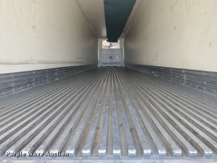 image for item JM9527 2003 Great Dane  refrigerated van trailer