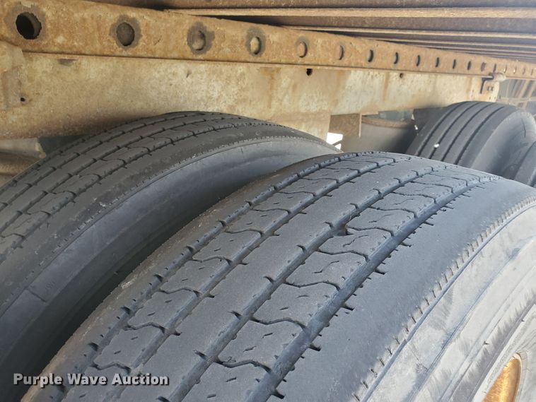 image for item JM9527 2003 Great Dane  refrigerated van trailer