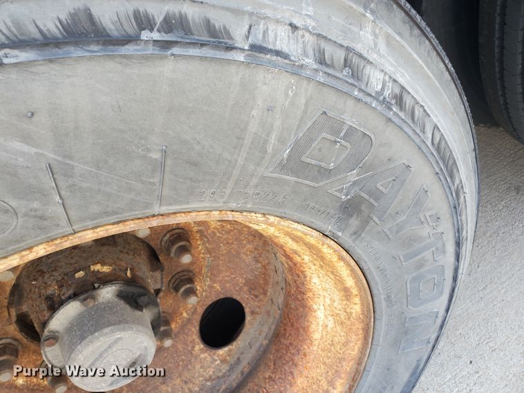 image for item JM9527 2003 Great Dane  refrigerated van trailer