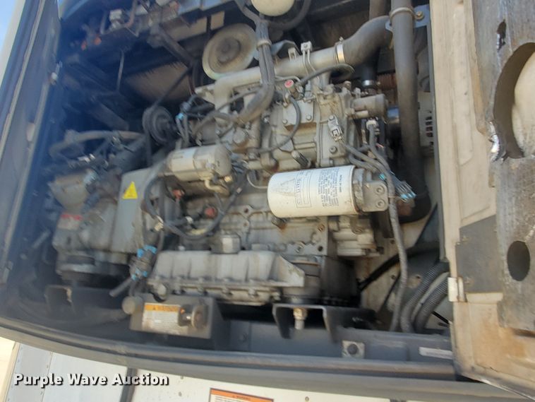 image for item JM9528 2003 Great Dane 7811TZ-1A 53  refrigerated van trailer