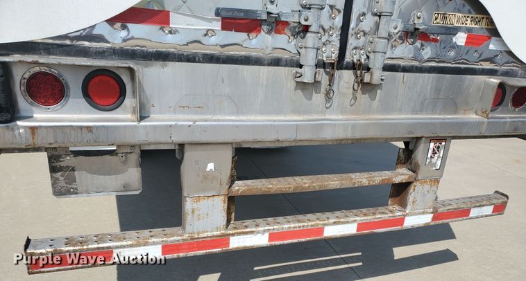 image for item JM9528 2003 Great Dane 7811TZ-1A 53  refrigerated van trailer