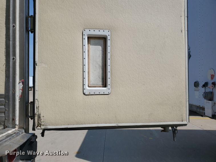 image for item JM9528 2003 Great Dane 7811TZ-1A 53  refrigerated van trailer