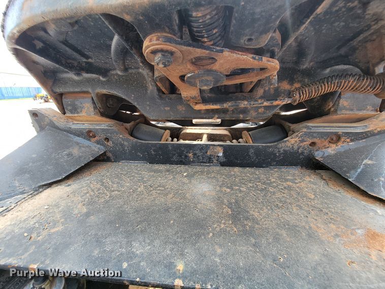 image for item KD9407 2012 Peterbilt 388  semi truck