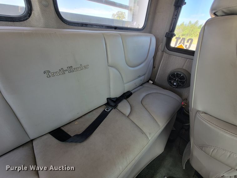 image for item KD9427 2000 Freightliner FL60  flatbed truck