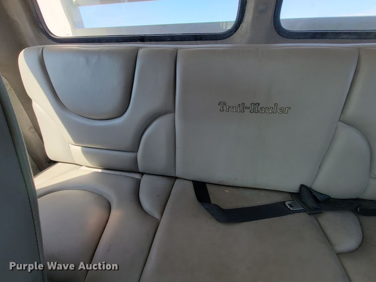 image for item KD9427 2000 Freightliner FL60  flatbed truck