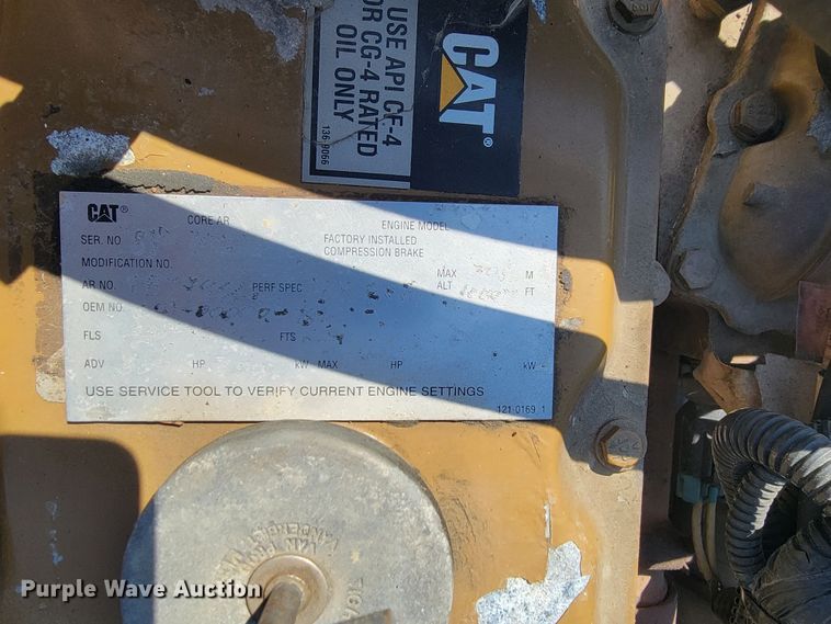 image for item KD9427 2000 Freightliner FL60  flatbed truck