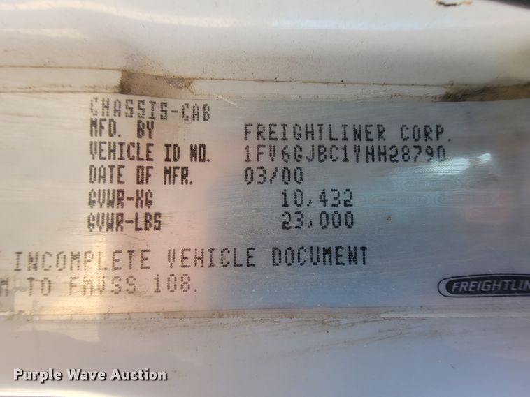 image for item KD9427 2000 Freightliner FL60  flatbed truck