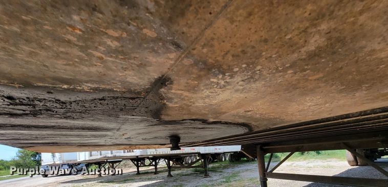 image for item KD9430 1988 Stoughton ASVW-485T-S  dry van trailer