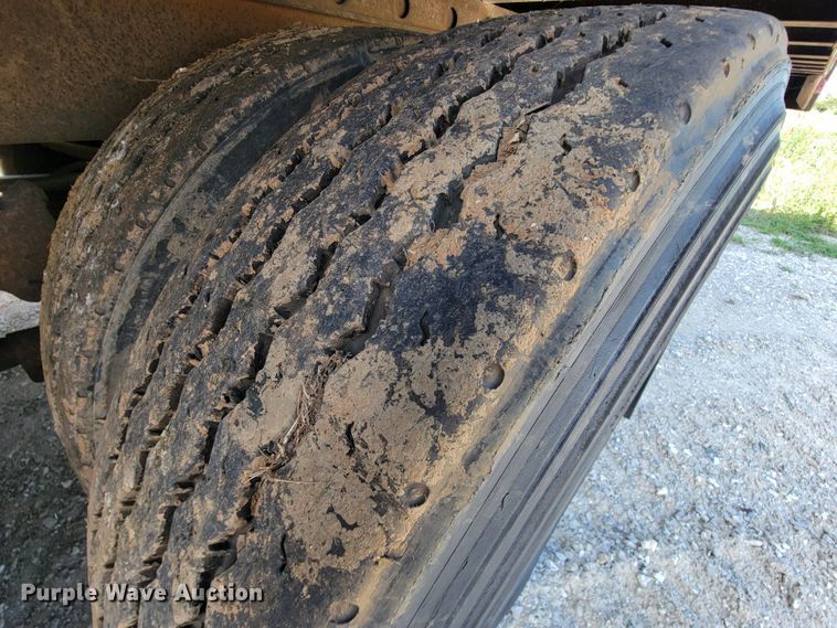 image for item KD9430 1988 Stoughton ASVW-485T-S  dry van trailer