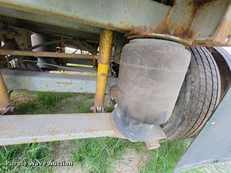 image for item KD9432 1994 Freuhauf FELF9-1.5-NT2-48W  dry van trailer