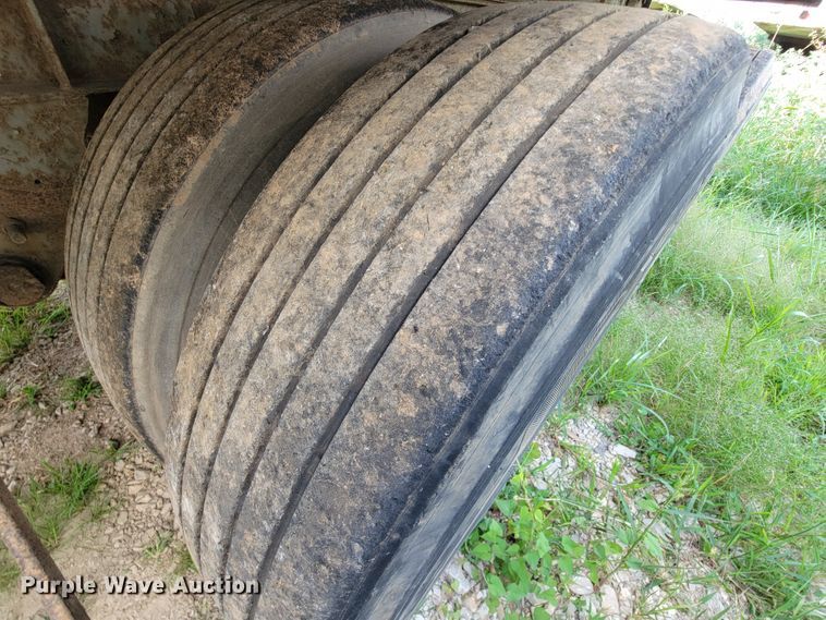 image for item KD9432 1994 Freuhauf FELF9-1.5-NT2-48W  dry van trailer