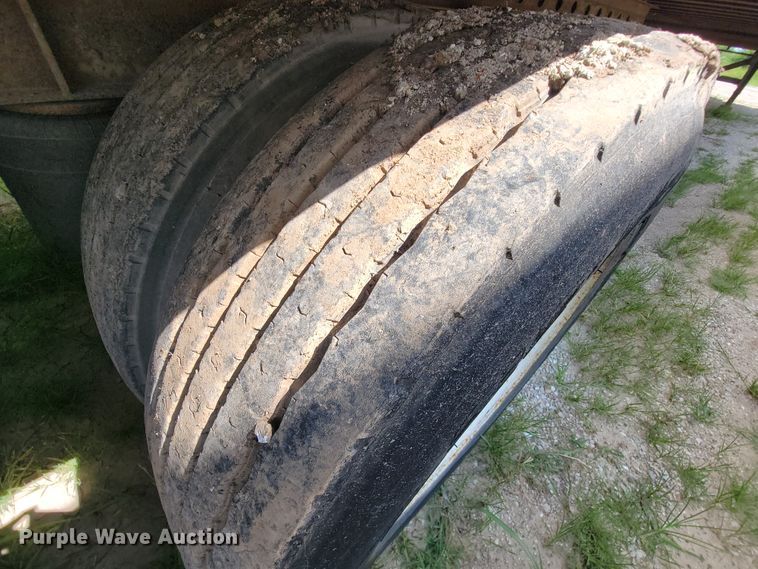 image for item KD9432 1994 Freuhauf FELF9-1.5-NT2-48W  dry van trailer