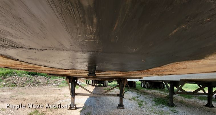 image for item KD9433 2000 Wabash  dry van trailer