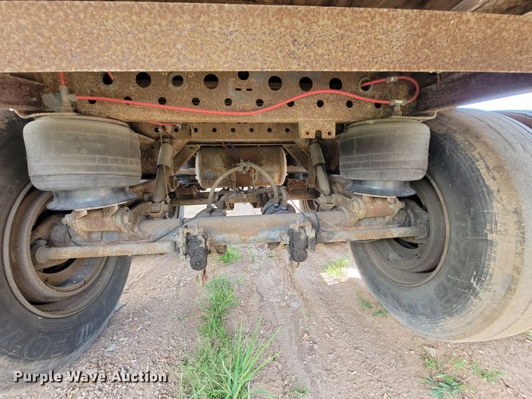 image for item KD9433 2000 Wabash  dry van trailer