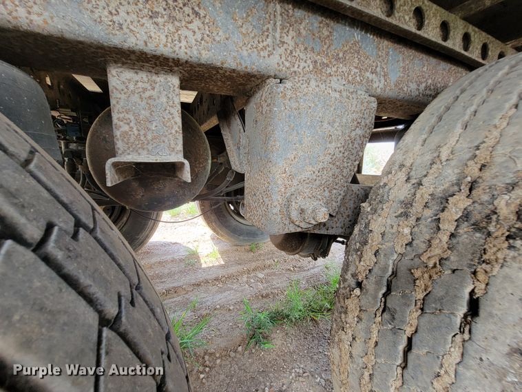 image for item KD9433 2000 Wabash  dry van trailer