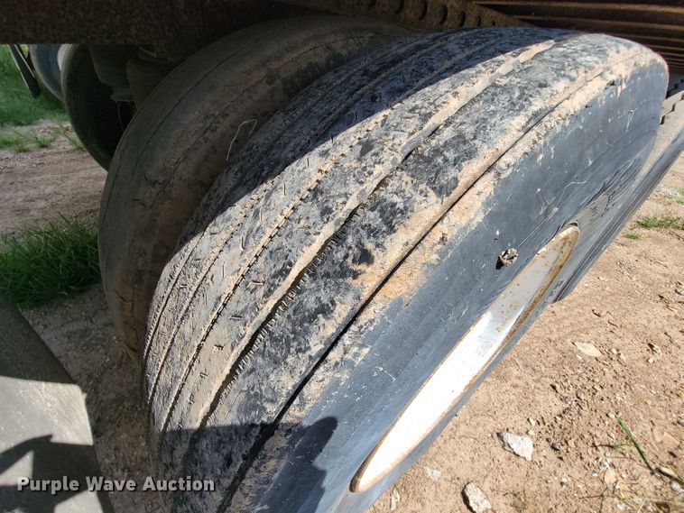 image for item KD9433 2000 Wabash  dry van trailer